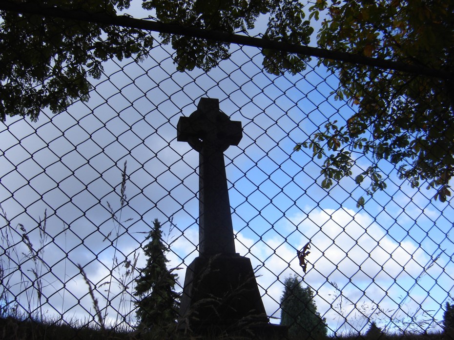 Sept_22_2007 Cemetary Death BoundDSC00212